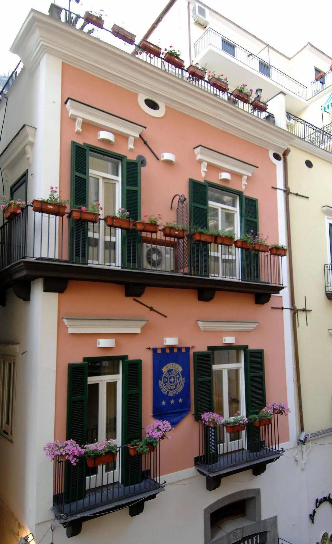 Hotel Antica Repubblica In Amalfi Center At 100Mt From The Sea Exterior foto